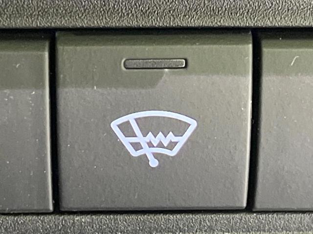 ヤリス ハイブリッドZ セーフティセンス 禁煙車 純正ディスプレイオーディオ 全周囲カメラ レーダークルーズ 寒冷地仕様 Bluetooth スマートキー AC100V電源 LEDヘッドライト シートヒーター 車線逸脱警報(6枚目)