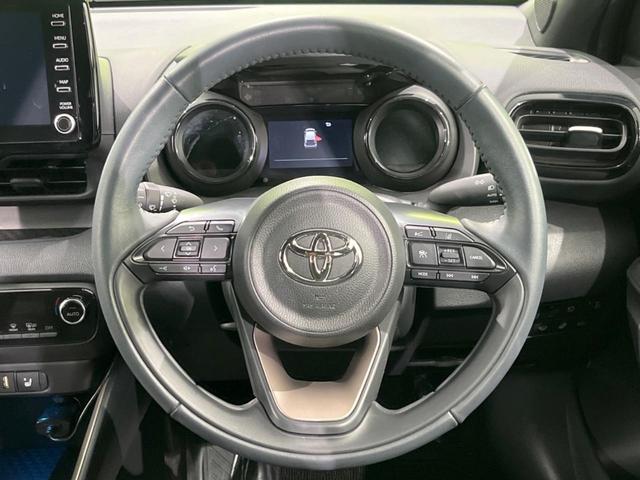 ヤリス ハイブリッドZ セーフティセンス 禁煙車 純正ディスプレイオーディオ 全周囲カメラ レーダークルーズ 寒冷地仕様 Bluetooth スマートキー AC100V電源 LEDヘッドライト シートヒーター 車線逸脱警報(12枚目)