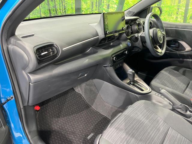 ヤリス ハイブリッドZ セーフティセンス 禁煙車 純正ディスプレイオーディオ 全周囲カメラ レーダークルーズ 寒冷地仕様 Bluetooth スマートキー AC100V電源 LEDヘッドライト シートヒーター 車線逸脱警報(46枚目)