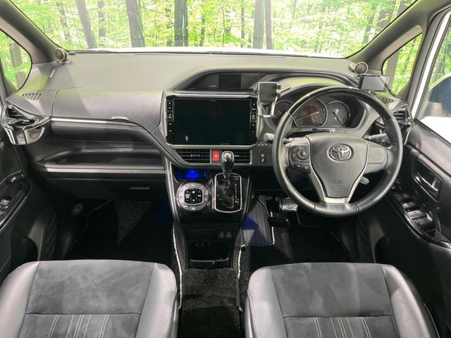 エスクァイア Gi プレミアムパッケージ ブラックテーラード フリップダウン 両側電動スライドドア セーフティセンス 禁煙車 純正ナビ バックカメラ ETC Bluetooth フルセグ シートヒーター LEDヘッドライト クルーズコントロール スマートキー(2枚目)