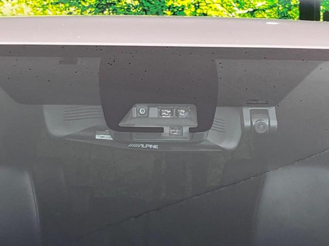 エスクァイア Gi プレミアムパッケージ ブラックテーラード フリップダウン 両側電動スライドドア セーフティセンス 禁煙車 純正ナビ バックカメラ ETC Bluetooth フルセグ シートヒーター LEDヘッドライト クルーズコントロール スマートキー(5枚目)