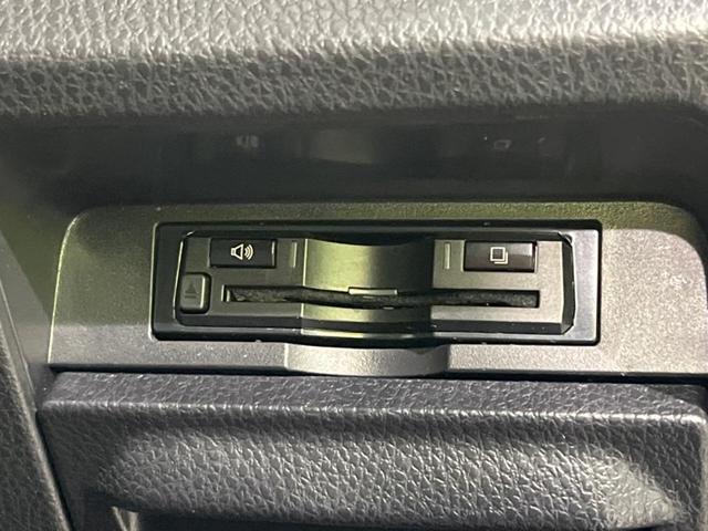 エスクァイア Gi プレミアムパッケージ ブラックテーラード フリップダウン 両側電動スライドドア セーフティセンス 禁煙車 純正ナビ バックカメラ ETC Bluetooth フルセグ シートヒーター LEDヘッドライト クルーズコントロール スマートキー(27枚目)