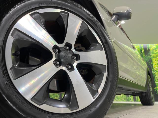 XVハイブリッド 2.0i-L アイサイト 4WD 純正SDナビ 衝突軽減 レーダークルーズ 禁煙車 スマートキー HIDヘッド オートハイビーム 車線逸脱警報 オートライト 純正17インチアルミ Bluetooth CD DVD再生(14枚目)