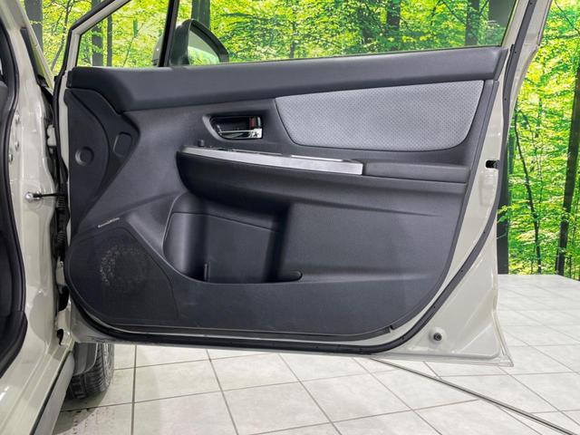 XVハイブリッド 2.0i-L アイサイト 4WD 純正SDナビ 衝突軽減 レーダークルーズ 禁煙車 スマートキー HIDヘッド オートハイビーム 車線逸脱警報 オートライト 純正17インチアルミ Bluetooth CD DVD再生(45枚目)