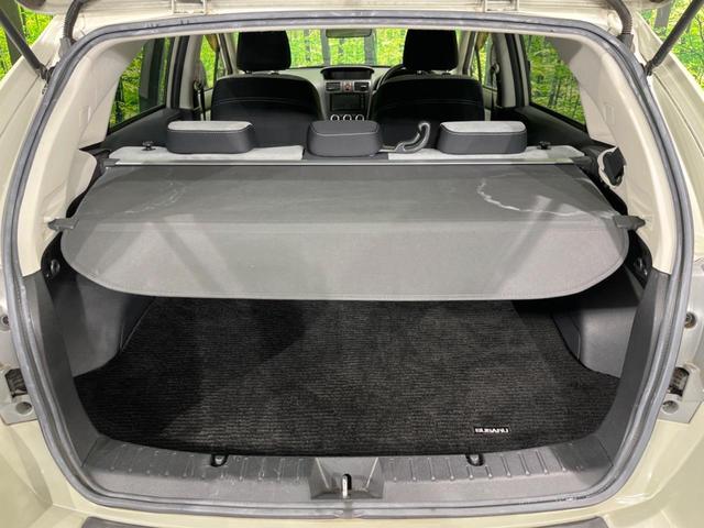 XVハイブリッド 2.0i-L アイサイト 4WD 純正SDナビ 衝突軽減 レーダークルーズ 禁煙車 スマートキー HIDヘッド オートハイビーム 車線逸脱警報 オートライト 純正17インチアルミ Bluetooth CD DVD再生(61枚目)