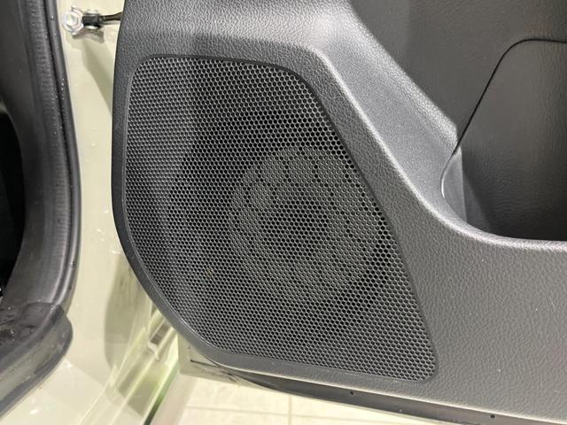 XVハイブリッド 2.0i-L アイサイト 4WD 純正SDナビ 衝突軽減 レーダークルーズ 禁煙車 スマートキー HIDヘッド オートハイビーム 車線逸脱警報 オートライト 純正17インチアルミ Bluetooth CD DVD再生(63枚目)