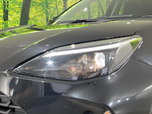 ヤリスクロス X セーフティセンス 禁煙車 純正ディスプレイオーディオ レーダークルーズ 寒冷地仕様 バックカメラ ETC Bluetooth オートマチックハイビーム オートブレーキホールド スマートキー(12枚目)