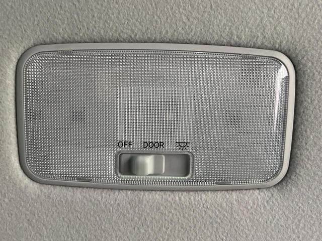 ヤリスクロス X セーフティセンス 禁煙車 純正ディスプレイオーディオ レーダークルーズ 寒冷地仕様 バックカメラ ETC Bluetooth オートマチックハイビーム オートブレーキホールド スマートキー(49枚目)