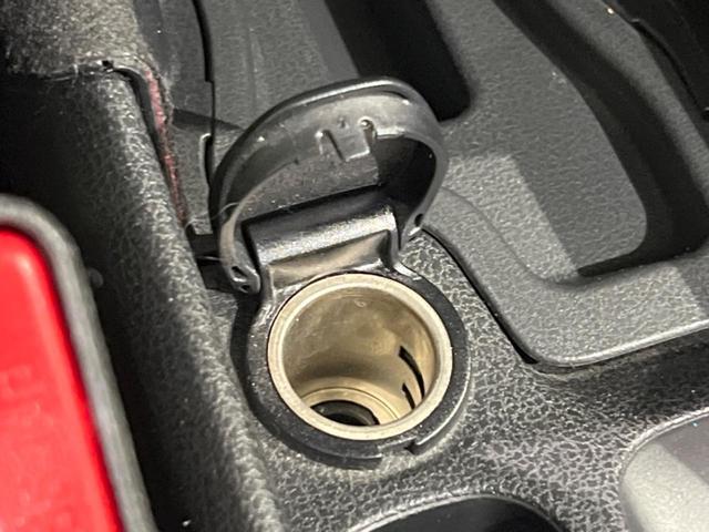 ノート Ｘ　ＦＯＵＲ　Ｖセレクション＋セーフティ　４ＷＤ　純正ＳＤナビ　全周囲カメラ　エマージェンシーブレーキ　禁煙車　ドラレコ　コーナーセンサー　スマートキー　ＬＥＤヘッド　ＥＴＣ　車線逸脱警報　オートライト　オートエアコン　Ｂｌｕｅｔｏｏｔｈ（47枚目）