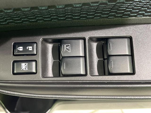 ノート Ｘ　ＦＯＵＲ　Ｖセレクション＋セーフティ　４ＷＤ　純正ＳＤナビ　全周囲カメラ　エマージェンシーブレーキ　禁煙車　ドラレコ　コーナーセンサー　スマートキー　ＬＥＤヘッド　ＥＴＣ　車線逸脱警報　オートライト　オートエアコン　Ｂｌｕｅｔｏｏｔｈ（62枚目）