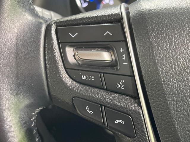 アルファードハイブリッド Ｘ　サンルーフ　両側電動スライドドア　１１型ＢＩＧ‐Ｘ　フリップダウンモニター　バックカメラ　衝突被害軽減システム　レーダークルーズ　禁煙車　コーナーセンサー　スマートキー　ＬＥＤヘッド　ビルトインＥＴＣ（50枚目）