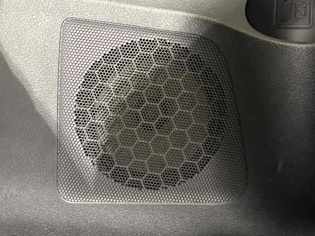 アルファードハイブリッド Ｘ　サンルーフ　両側電動スライドドア　１１型ＢＩＧ‐Ｘ　フリップダウンモニター　バックカメラ　衝突被害軽減システム　レーダークルーズ　禁煙車　コーナーセンサー　スマートキー　ＬＥＤヘッド　ビルトインＥＴＣ（61枚目）