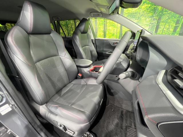 ＲＡＶ４ ハイブリッドアドベンチャー　オフロードパッケージＩＩ　本州仕入　１０．５インチＤＡ　バックカメラ　衝突軽減ブレーキ　デジタルインナーミラー　１００Ｖ電源　エンジンスターター　レーダークルーズ　禁煙車　レザー調シート　前席シートエアコン　パワーシート（9枚目）
