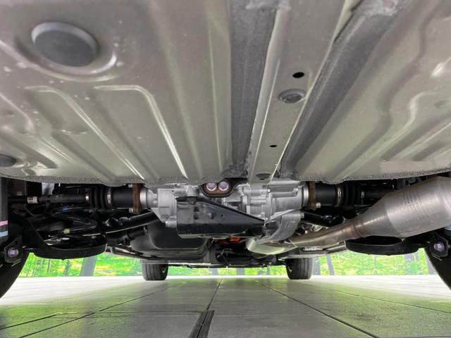 ヴォクシー ハイブリッドＳ－Ｚ　本州仕入　快適利便ＰＫＧ　１０．５インチ純正ＤＡ　両側電動ドア　後席モニター　バックカメラ　寒冷地仕様　電動リアゲート　１００Ｖ電源　レーダークルーズ　禁煙車　シートヒーター（21枚目）