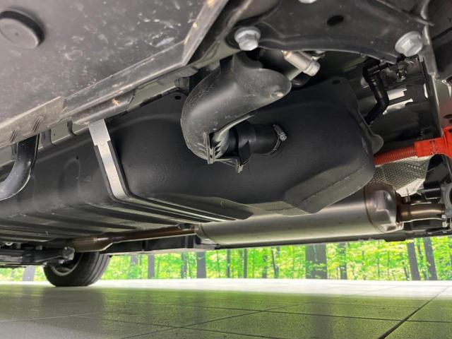 ヴォクシー ハイブリッドＳ－Ｚ　本州仕入　快適利便ＰＫＧ　１０．５インチ純正ＤＡ　両側電動ドア　後席モニター　バックカメラ　寒冷地仕様　電動リアゲート　１００Ｖ電源　レーダークルーズ　禁煙車　シートヒーター（33枚目）