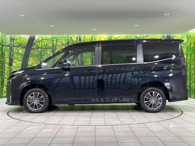 ヴォクシー ハイブリッドＳ－Ｚ　本州仕入　快適利便ＰＫＧ　１０．５インチ純正ＤＡ　両側電動ドア　後席モニター　バックカメラ　寒冷地仕様　電動リアゲート　１００Ｖ電源　レーダークルーズ　禁煙車　シートヒーター（52枚目）