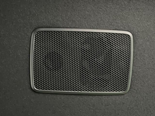 ヴォクシー ハイブリッドＳ－Ｚ　本州仕入　快適利便ＰＫＧ　１０．５インチ純正ＤＡ　両側電動ドア　後席モニター　バックカメラ　寒冷地仕様　電動リアゲート　１００Ｖ電源　レーダークルーズ　禁煙車　シートヒーター（65枚目）