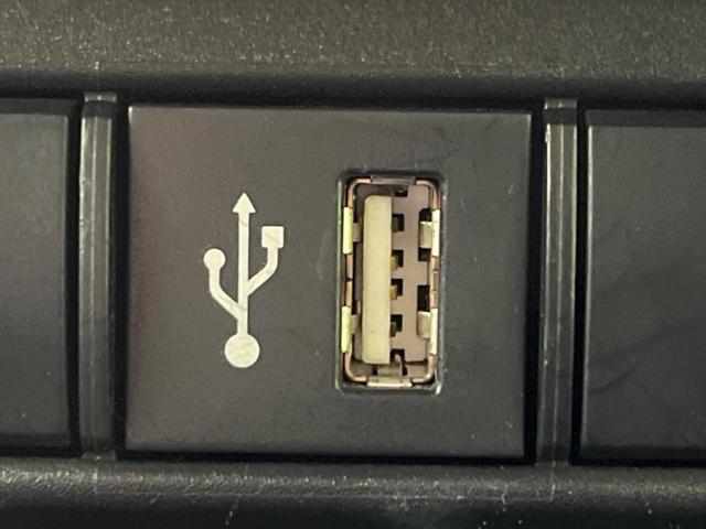 ヤリス X 純正DA 寒冷地仕様 衝突被害軽減システム レーダークルーズ 禁煙車 ドライブレコーダー ETC オートハイビーム オートライト Bluetooth 横滑り防止装置 盗難防止装置(36枚目)