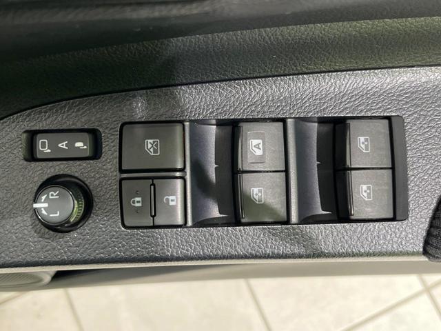 シエンタ Ｇ　後期型　両側電動スライドドア　ＳＤナビ　バックカメラ　衝突被害軽減システム　禁煙車　コーナーセンサー　スマートキー　ＥＴＣ　オートハイビーム　オートライト　オートエアコン　Ｂｌｕｅｔｏｏｔｈ　ＣＤ（59枚目）