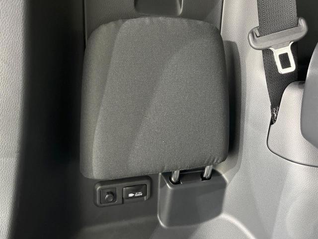 ヴォクシー ハイブリッドＳ－Ｚ　快適利便ＰＫＧ　フリップダウン　純正１０．５インチＤＡ　両側パワスラ　バックカメラ　寒冷地仕様　衝突被害軽減システム　１００Ｖ電源　レーダークルーズ　禁煙車　電動リアゲート　ドラレコ（64枚目）