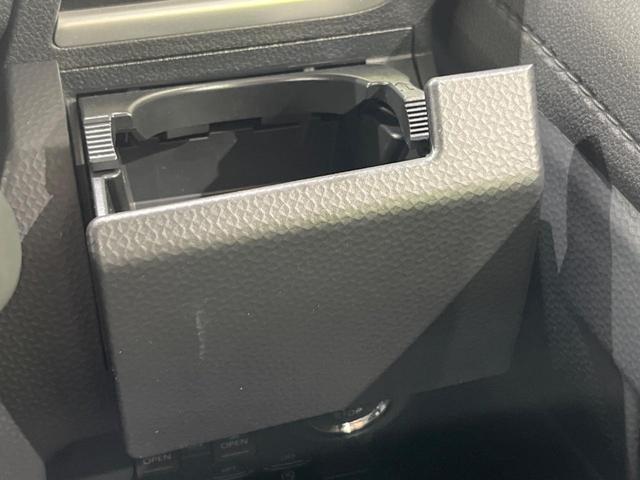 ルーミー カスタムＧ　両側電動スライドドア　スマートアシスト　禁煙車　純正ナビ　レーダークルーズ　バックカメラ　寒冷地仕様　Ｂｌｕｅｔｏｏｔｈ　スマートキー　ＬＥＤヘッドライト　車線逸脱警報　ステアリングスイッチ（50枚目）