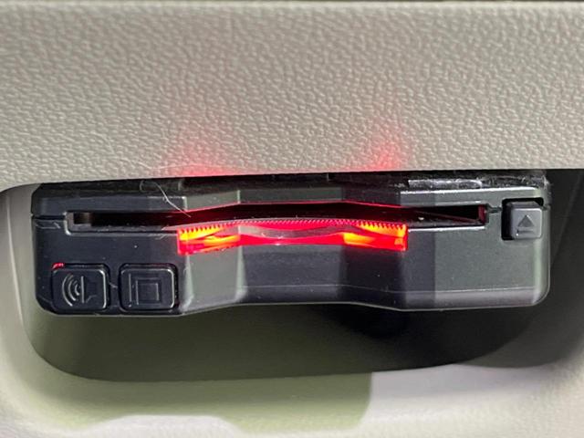 キャスト スタイルＸ　リミテッド　ＳＡＩＩＩ　４ＷＤ　バックカメラ　衝突被害軽減システム　禁煙車　ドラレコ　コーナーセンサー　スマートキー　ＥＴＣ　オートハイビーム　オートライト　オートエアコン　Ｂｌｕｅｔｏｏｔｈ　ＣＤ　ＤＶＤ再生　フルセグ（6枚目）