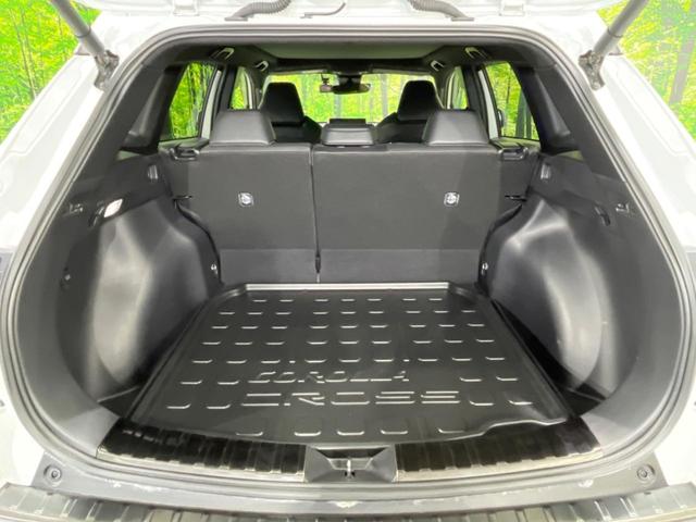カローラクロス ハイブリッド　Ｚ　４ＷＤ　１０インチ純正ナビ　パノラマルーフ　フルエアロ　　全周囲カメラ　寒冷地仕様　衝突被害軽減　レーダークルーズ　禁煙車　電動リアゲート　パワーシート　ドラレコ　コーナーセンサー　スマートキー（11枚目）