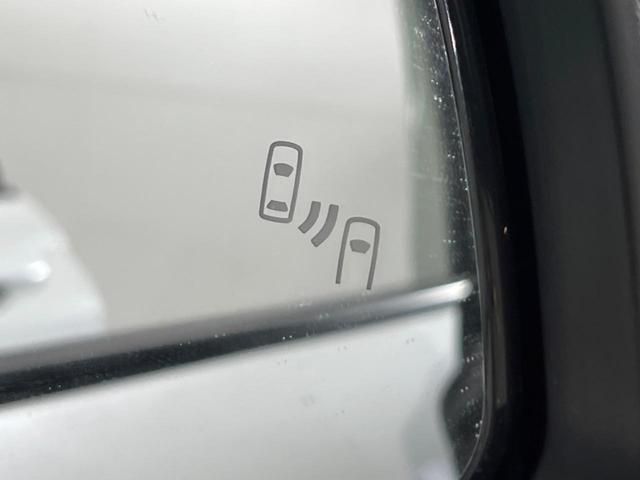 カローラクロス ハイブリッド　Ｚ　４ＷＤ　１０インチ純正ナビ　パノラマルーフ　フルエアロ　　全周囲カメラ　寒冷地仕様　衝突被害軽減　レーダークルーズ　禁煙車　電動リアゲート　パワーシート　ドラレコ　コーナーセンサー　スマートキー（31枚目）