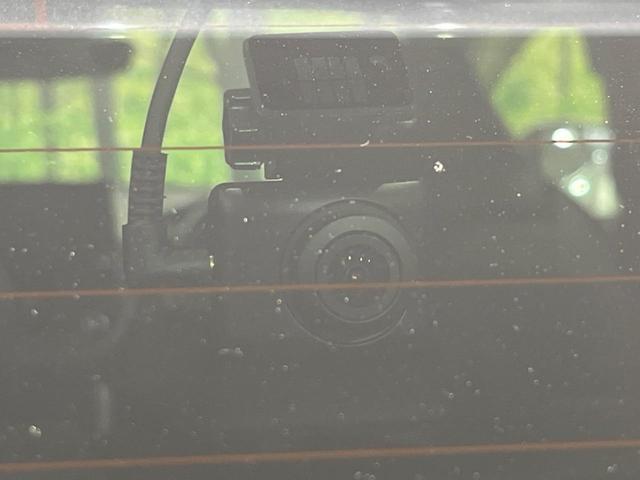 カローラクロス ハイブリッド　Ｚ　４ＷＤ　１０インチ純正ナビ　パノラマルーフ　フルエアロ　　全周囲カメラ　寒冷地仕様　衝突被害軽減　レーダークルーズ　禁煙車　電動リアゲート　パワーシート　ドラレコ　コーナーセンサー　スマートキー（32枚目）