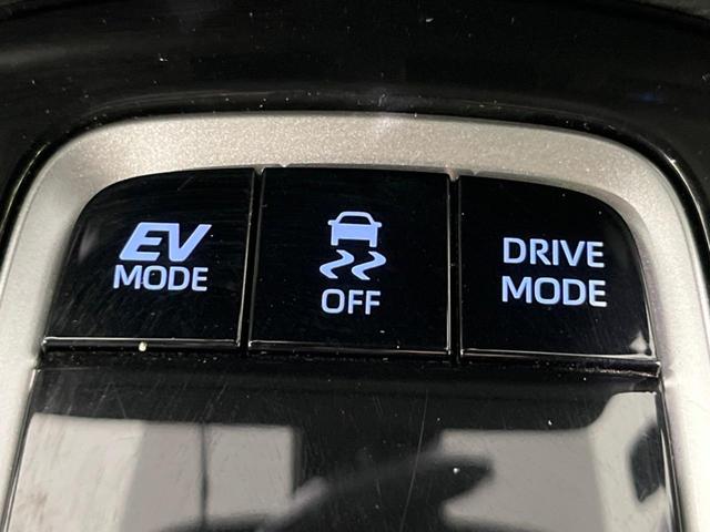 カローラクロス ハイブリッド　Ｚ　４ＷＤ　１０インチ純正ナビ　パノラマルーフ　フルエアロ　　全周囲カメラ　寒冷地仕様　衝突被害軽減　レーダークルーズ　禁煙車　電動リアゲート　パワーシート　ドラレコ　コーナーセンサー　スマートキー（36枚目）