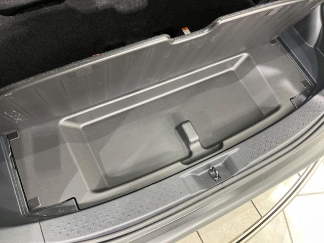 シエンタ Ｇ　セーフティーエディションＩＩ　純正ＳＤナビ　両側電動ドア　バックカメラ　寒冷地仕様　衝突被害軽減システム　禁煙車　コーナーセンサー　スマートキー　ＬＥＤヘッド　純正１６インチアルミ　オートハイビーム（49枚目）