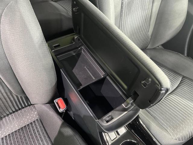 プリウス Ｓ　純正ＳＤナビ　バックカメラ　寒冷地仕様　衝突被害軽減システム　レーダークルーズ　禁煙車　ドラレコ　コーナーセンサー　スマートキー　ＬＥＤヘッド　ビルトインＥＴＣ　オートハイビーム　車線逸脱警報（48枚目）