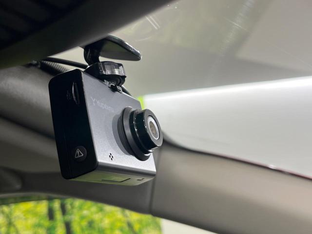 デミオ ＸＤツーリング　４ＷＤ　ディーゼル　メーカーオプションナビ　バックカメラ　禁煙車　ドラレコ　スマートキー　ＬＥＤヘッド　ＥＴＣ　純正１６インチアルミ　オートライト　Ｂｌｕｅｔｏｏｔｈ　ＣＤ　ＤＶＤ再生　地デジ（7枚目）