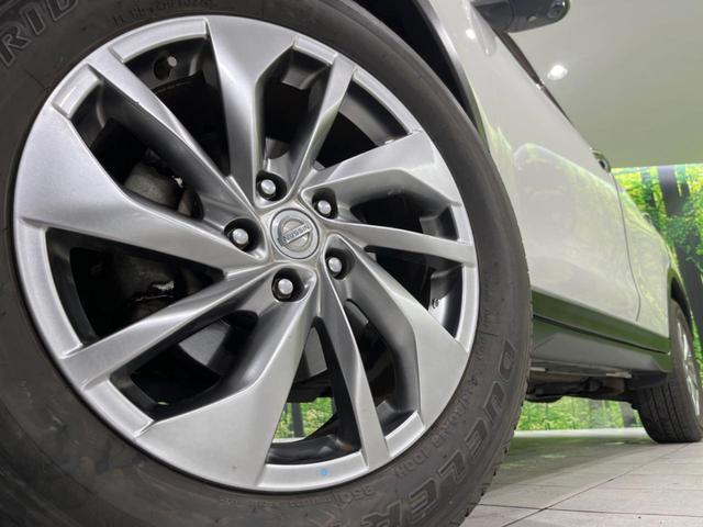 エクストレイル ２０Ｘｔｔ　エマージェンシーブレーキパッケージ　４ＷＤ　エマージェンシーブレーキ　全周囲カメラ　カプロンシート　ドラレコ　スマートキー　ＬＥＤ　クルコン　純正１８インチアルミ　オートライト　オートエアコン　Ｂｌｕｅｔｏｏｔｈ　ＣＤ　ＤＶＤ再生（14枚目）