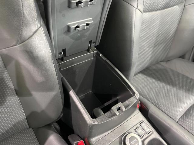 エクストレイル ２０Ｘｔｔ　エマージェンシーブレーキパッケージ　４ＷＤ　エマージェンシーブレーキ　全周囲カメラ　カプロンシート　ドラレコ　スマートキー　ＬＥＤ　クルコン　純正１８インチアルミ　オートライト　オートエアコン　Ｂｌｕｅｔｏｏｔｈ　ＣＤ　ＤＶＤ再生（36枚目）