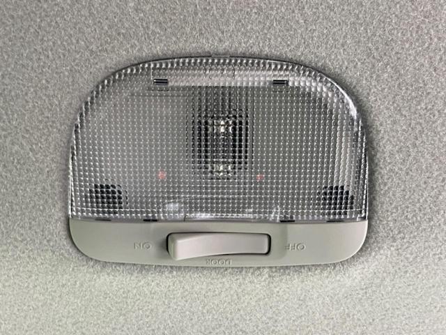 インプレッサスポーツ １．６ｉ－Ｌアイサイト　アイサイトＶＥＲ３　ＳＤナヒ　バックカメラ　レーダークルーズ　禁煙車　ルーフレール　純正１６インチアルミ　車線逸脱警報　オートライト　オートエアコン　Ｂｌｕｅｔｏｏｔｈ　ＣＤ　ＤＶＤ再生（30枚目）