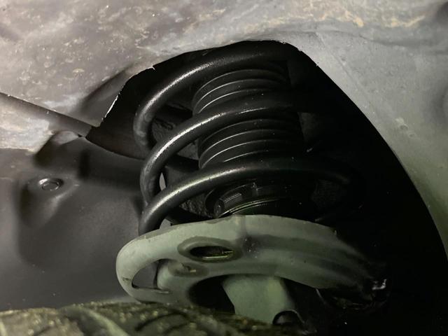 ＣＸ－８ ＸＤプロアクティブ　Ｓパッケージ　フリップダウンモニター　全周囲カメラ　ターボ　衝突被害軽減システム　ディーゼル　レーダークルーズ　禁煙車　電動リアゲート　レザーシート　前席シートエアコン　ドラレコ　コーナーセンサー　スマートキー（22枚目）