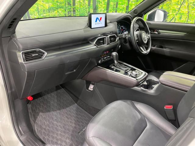 ＣＸ－８ ＸＤプロアクティブ　Ｓパッケージ　フリップダウンモニター　全周囲カメラ　ターボ　衝突被害軽減システム　ディーゼル　レーダークルーズ　禁煙車　電動リアゲート　レザーシート　前席シートエアコン　ドラレコ　コーナーセンサー　スマートキー（38枚目）