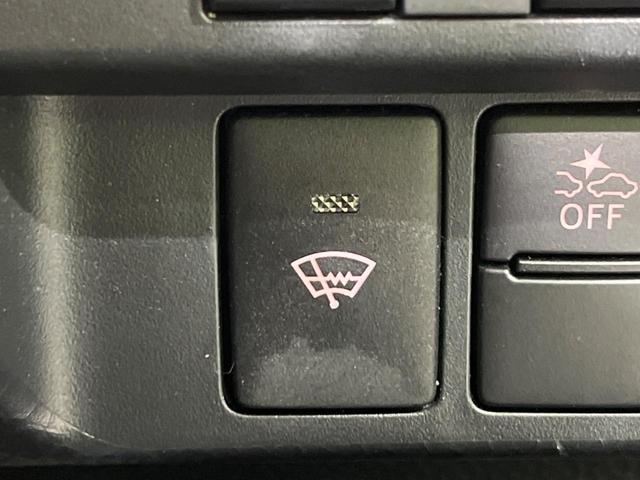 ルーミー カスタムＧ　純正９型ＤＡ　全周囲カメラ　寒冷地仕様　スマートアシスト　両側電動ドア　前席シートヒーター　レーダークルーズ　禁煙車　コーナーセンサー　スマートキー　ＬＥＤヘッド　ＥＴＣ　フルセグ　ｂｌｕｅｔｏｏｔｈ（5枚目）