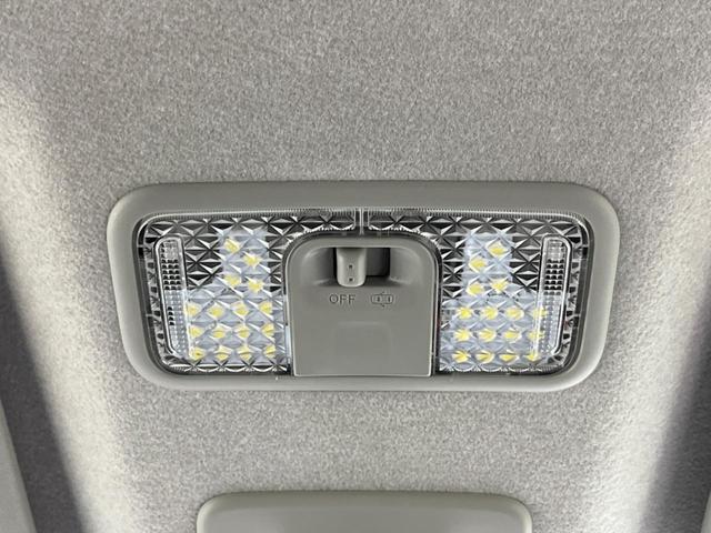 ルーミー カスタムＧ　純正９型ＤＡ　全周囲カメラ　寒冷地仕様　スマートアシスト　両側電動ドア　前席シートヒーター　レーダークルーズ　禁煙車　コーナーセンサー　スマートキー　ＬＥＤヘッド　ＥＴＣ　フルセグ　ｂｌｕｅｔｏｏｔｈ（39枚目）