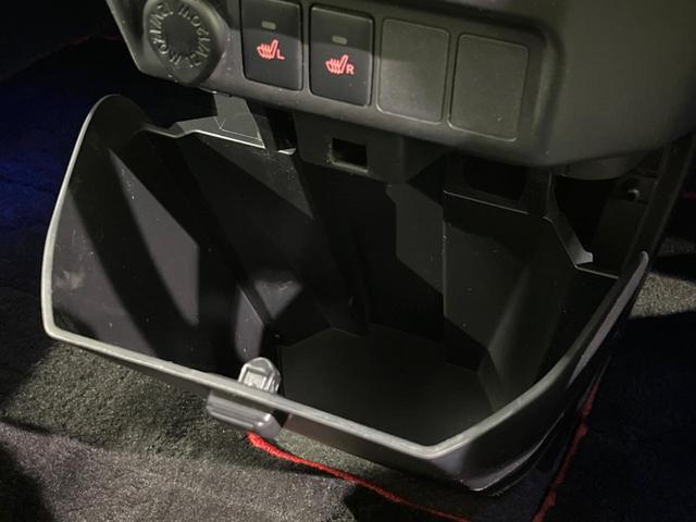 ルーミー カスタムＧ　純正９型ＤＡ　全周囲カメラ　寒冷地仕様　スマートアシスト　両側電動ドア　前席シートヒーター　レーダークルーズ　禁煙車　コーナーセンサー　スマートキー　ＬＥＤヘッド　ＥＴＣ　フルセグ　ｂｌｕｅｔｏｏｔｈ（45枚目）