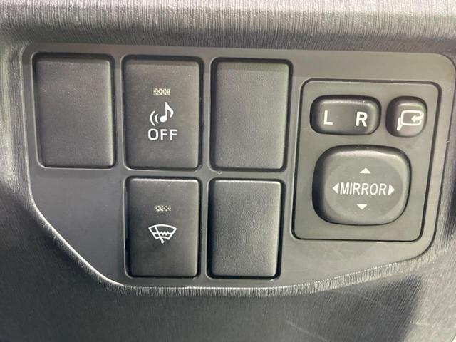 プリウス G SDナビ バックカメラ 寒冷地仕様 禁煙車 スマートキー HIDヘッド ETC オートライト オートエアコン Bluetooth CD DVD再生(3枚目)