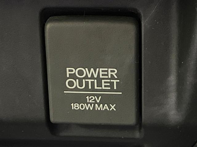 フィットハイブリッド Lパッケージ SDナビ バックカメラ 寒冷地仕様 衝突被害軽減システム 禁煙車 ハーフレザーシート ドラレコ スマートキー LEDヘッド ETC クルコン オートライト オートエアコン Bluetooth(44枚目)