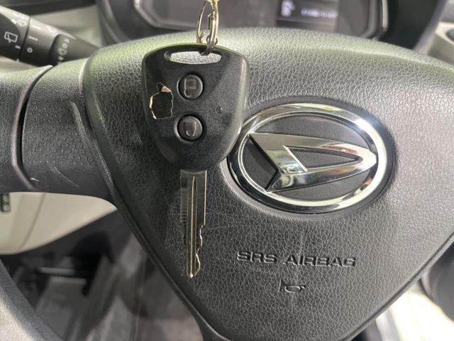 ミライース Ｌ　ＳＡＩＩＩ　スマートアシスト　ＣＤプレイヤー　禁煙車　コーナーセンサー　スマートキー　ＬＥＤヘッド　オートハイビーム　アイドリングストップ　キーレスキー　電動格納ミラー（6枚目）