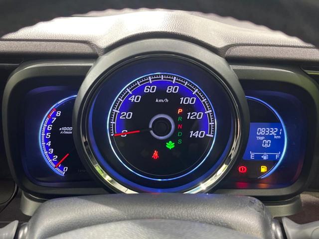 Ｎ－ＯＮＥ プレミアム　ツアラー・Ｌパッケージ　メーカー純正ＤＡ　バックカメラ　クルーズコントロール　純正１５インチＡＷ　オートエアコン　ツートーンカラー　ＨＩＤヘッドライト　ＨＤＭＩ　横滑り防止装置　パドルシフト　盗難防止装置（23枚目）