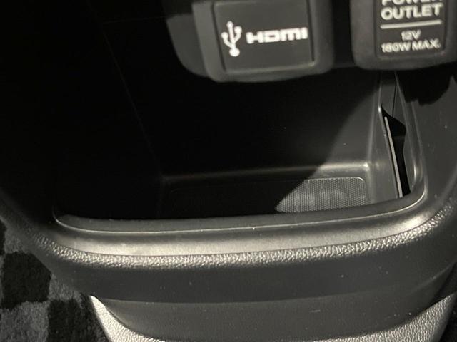 Ｎ－ＯＮＥ プレミアム　ツアラー・Ｌパッケージ　メーカー純正ＤＡ　バックカメラ　クルーズコントロール　純正１５インチＡＷ　オートエアコン　ツートーンカラー　ＨＩＤヘッドライト　ＨＤＭＩ　横滑り防止装置　パドルシフト　盗難防止装置（41枚目）