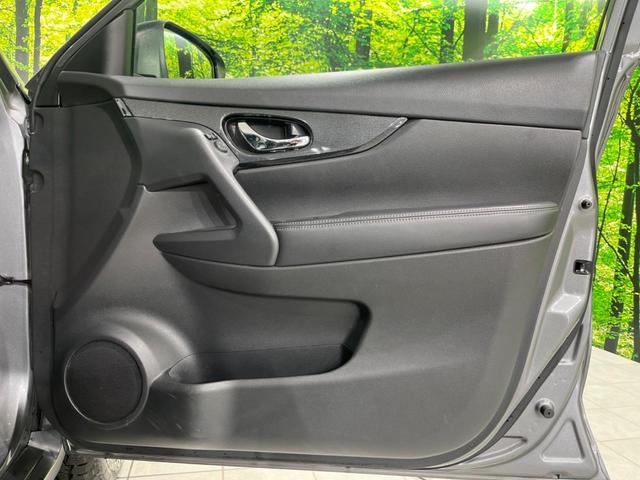 エクストレイル ２０Ｘ　ハイブリッド　エマージェンシーブレーキＰ　純正８型ＳＤナビ　バックカメラ　エマージェンシーブレーキ　禁煙車　合皮シート　コーナーセンサー　シートヒーター　スマートキー　ＬＥＤヘッド　ＥＴＣ　純正１７インチＡＷ　オートライト　デュアルエアコン（48枚目）