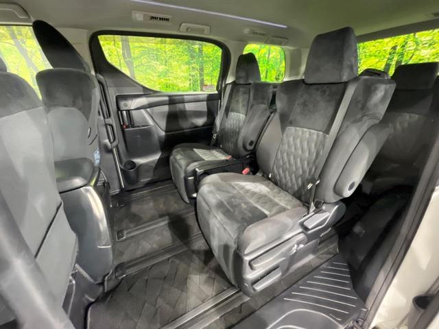 ヴェルファイアハイブリッド Ｚ　フリップダウン　両側電動スライドドア　セーフティセンス　禁煙車　純正ナビ　レーダークルーズ　寒冷地仕様　バックカメラ　ＥＴＣ　Ｂｌｕｅｔｏｏｔｈ　フルセグ　スマートキー　ＬＥＤヘッドライト（44枚目）