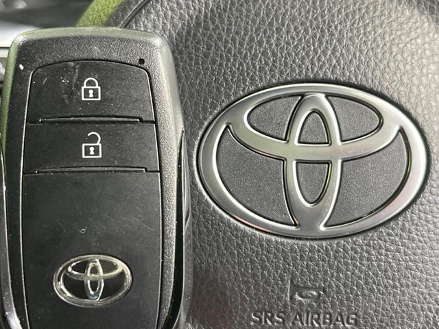 ヤリス Ｘ　セーフティセンス　禁煙車　ディスプレイオーディオ　レーダークルーズ　寒冷地仕様　バックカメラ　ＥＴＣ　Ｂｌｕｅｔｏｏｔｈ　スマートキー　レーンキープアシスト　オートライト　ステアリングスイッチ（8枚目）