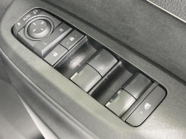 ヤリス Ｘ　セーフティセンス　禁煙車　ディスプレイオーディオ　レーダークルーズ　寒冷地仕様　バックカメラ　ＥＴＣ　Ｂｌｕｅｔｏｏｔｈ　スマートキー　レーンキープアシスト　オートライト　ステアリングスイッチ（52枚目）